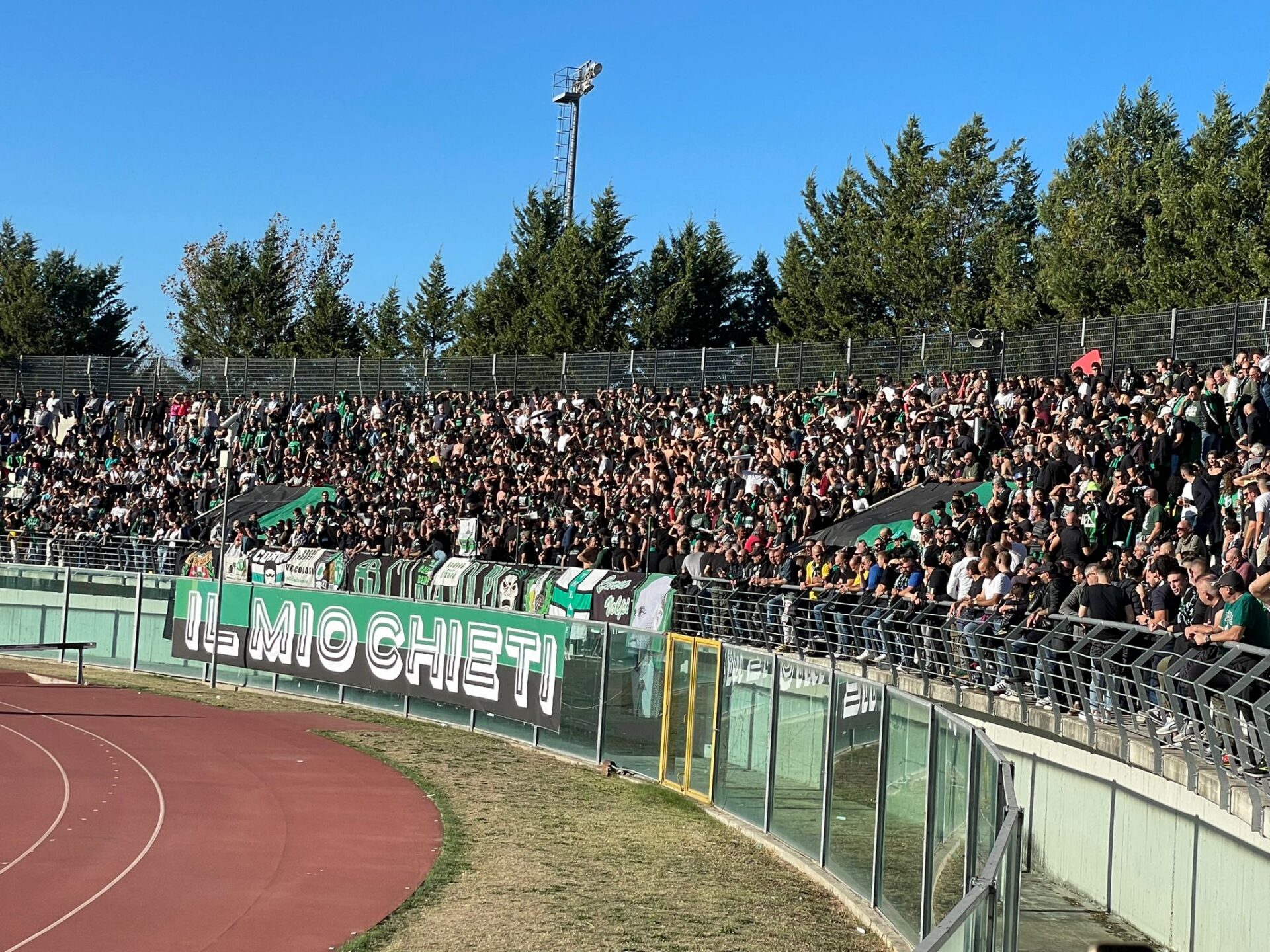 Chieti FC 1922 - Sambenedettese 2-2, i neroverdi riacciuffano la partita al quinto di recupero